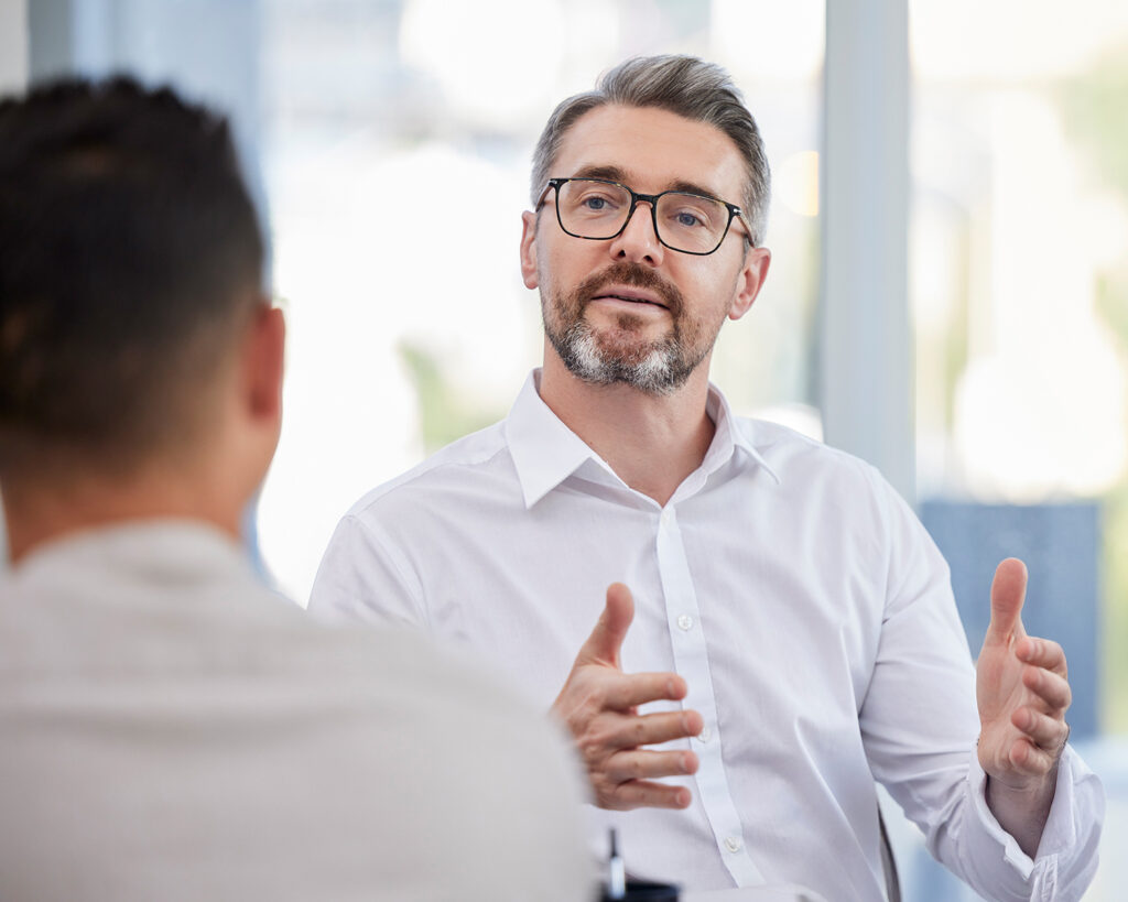 Médecin en consultation